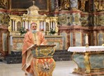 Biskup Bože Radoš predvodio misno slavlje na Nedjelju Caritasa: "Upalimo svjetlo Evanđelja"